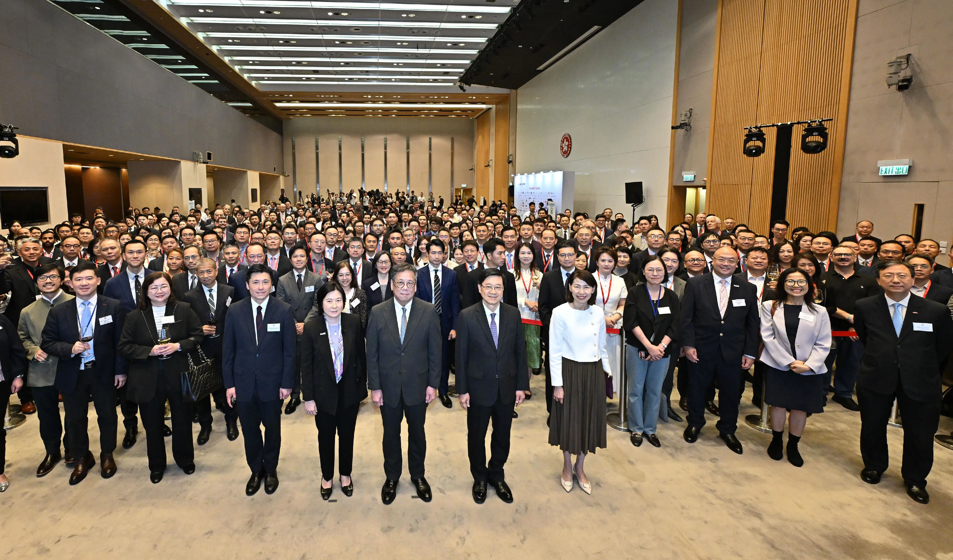 Highlights of International & Mainland Businesses Welcome Reception 